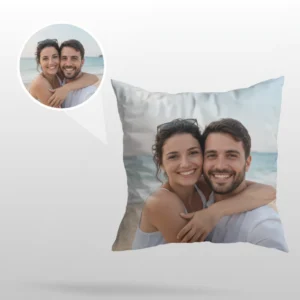 Προσωποποιημένο μαξιλάρι με φωτογραφία ζευγαριού – ιδανικό δώρο για επέτειο ή του Αγίου Βαλεντίνου