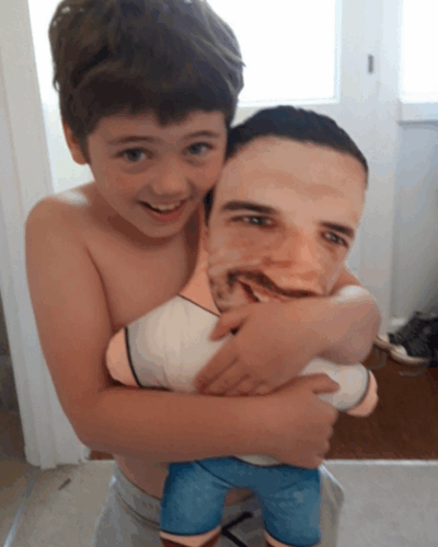 Click to view full screen Μίνι Εγώ – Προσωποποιημένο Μαξιλάρι με Πρόσωπο photo review